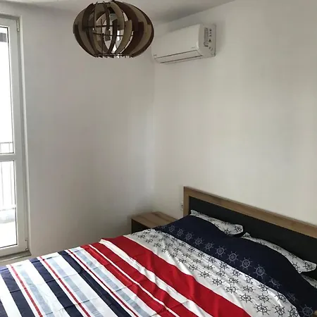 アパート Apartment With Parking Space In Burgas, 300 M From The Beach