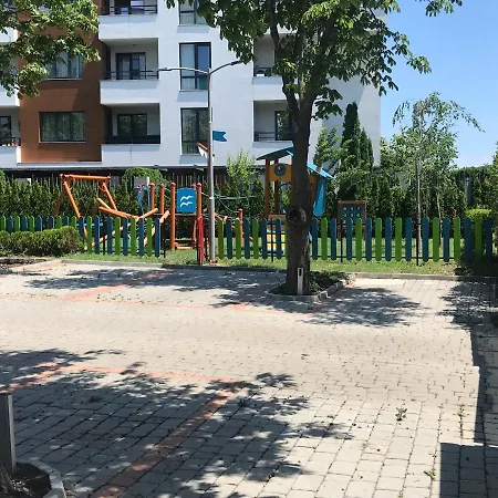Apartment With Parking Space In Burgas, 300 M From The Beach アパート